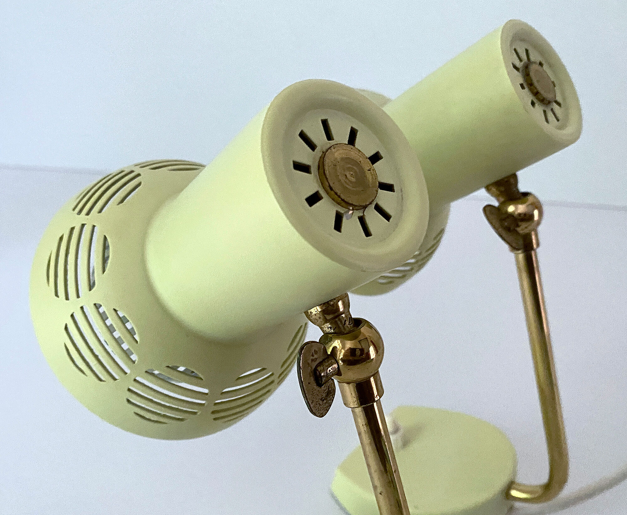 Pair of vintage 50s bedside table lamps, white yellow, laitonon, opaline