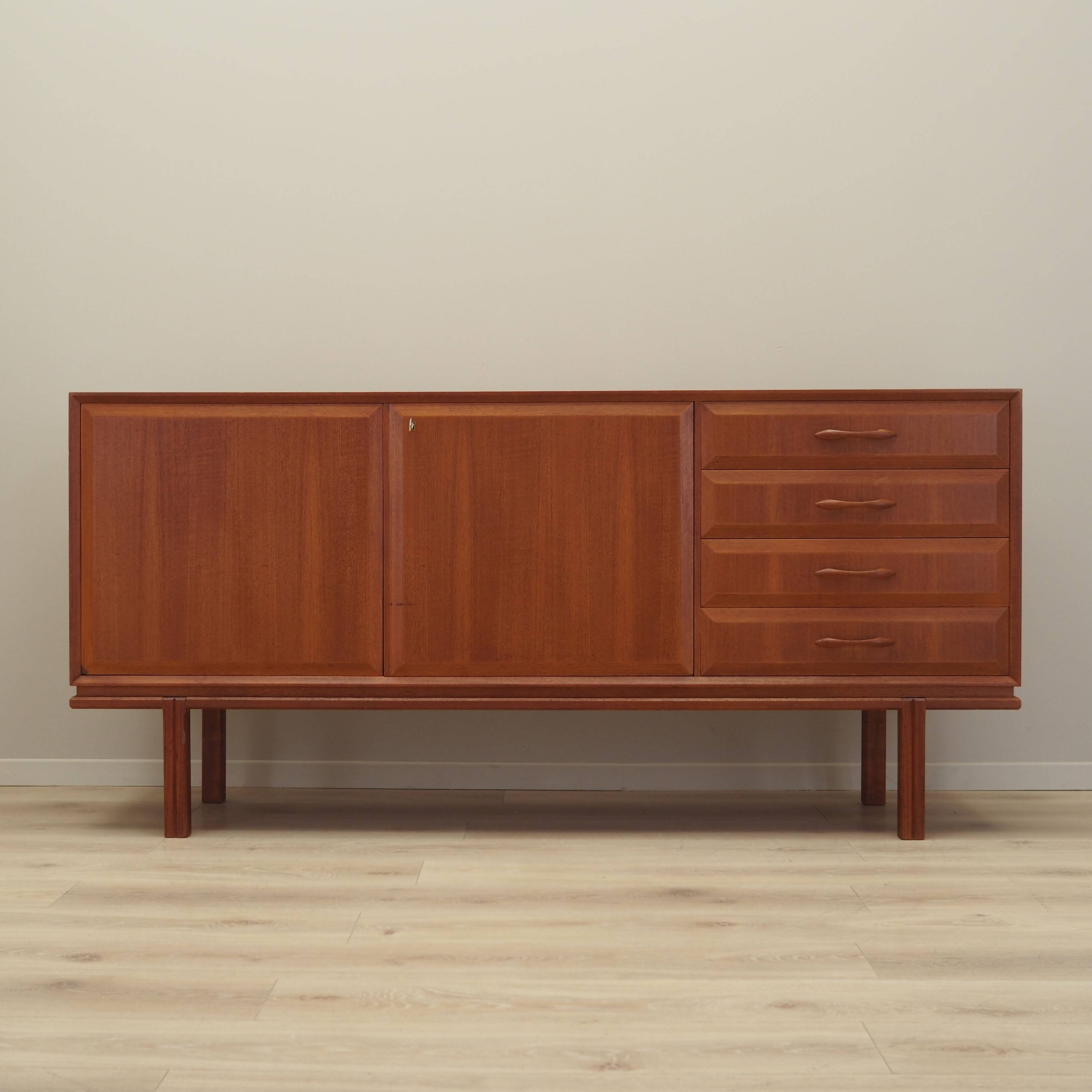 Teak sideboard, Swedish design, 1960s, manufacture: Örnen Möbelfabrik