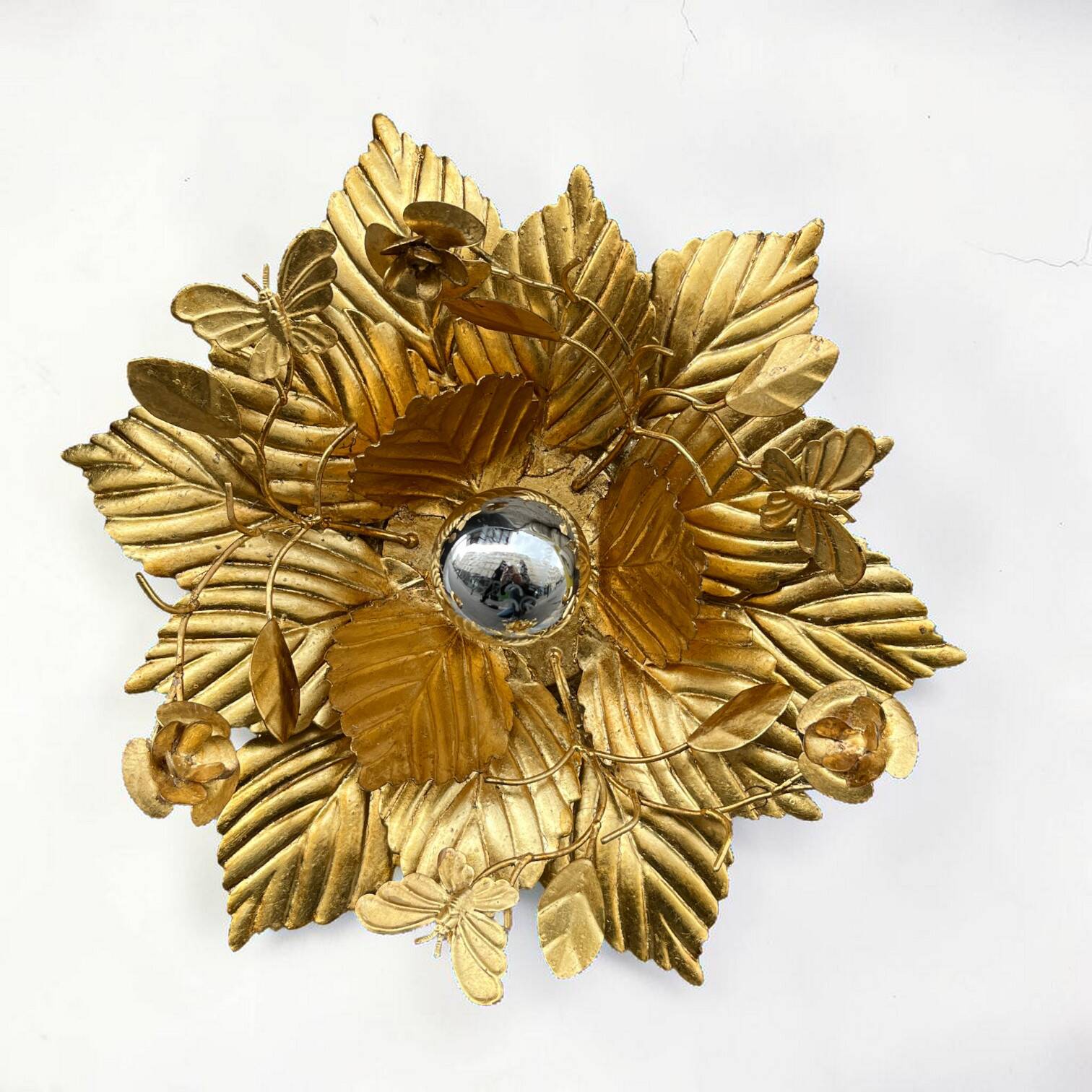 Vintage gold leaf metal flower wall light Florentine wall sconce