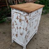 White patinated sideboard/jam cupboard