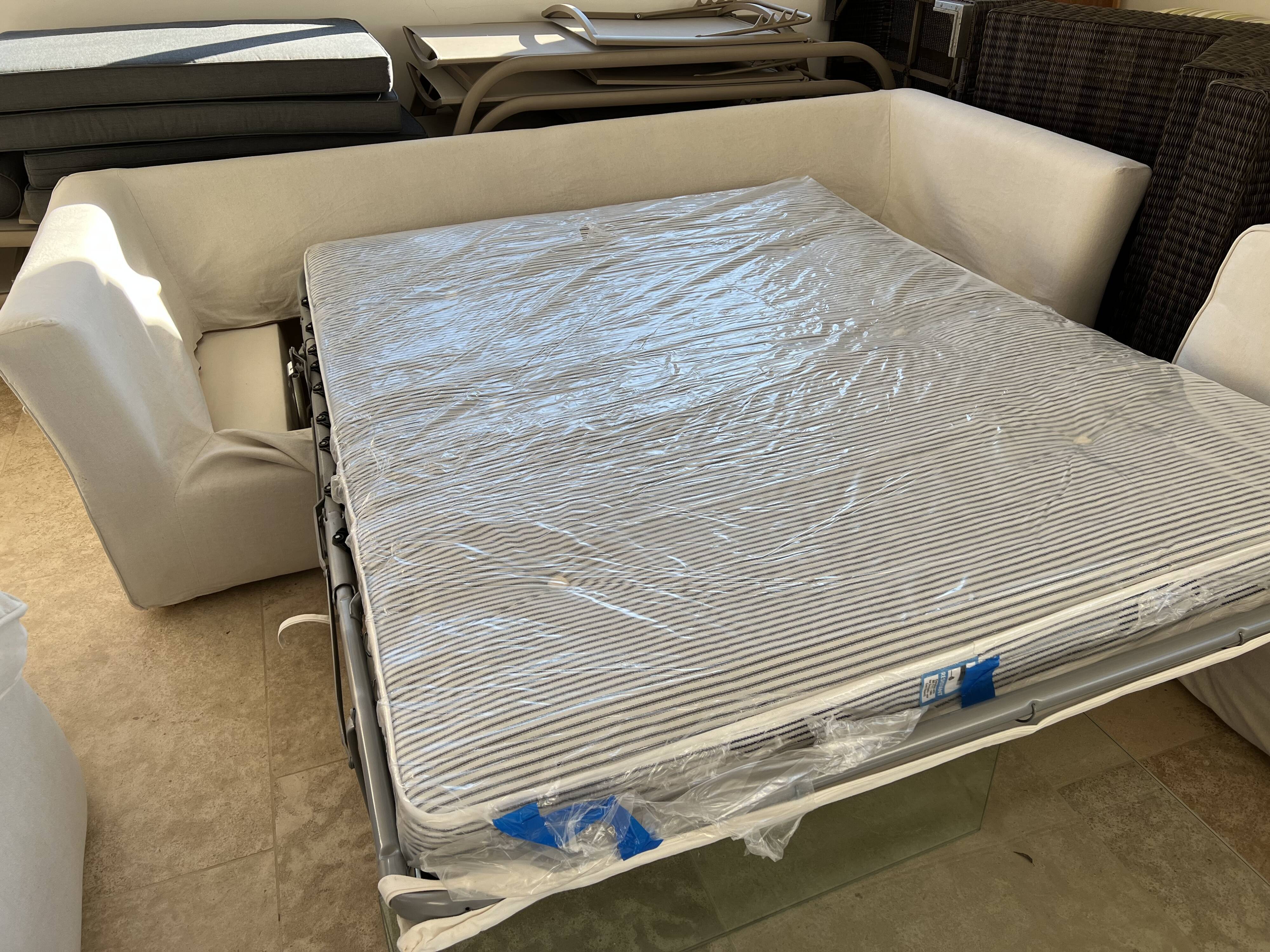 Sofa 3 places convertible