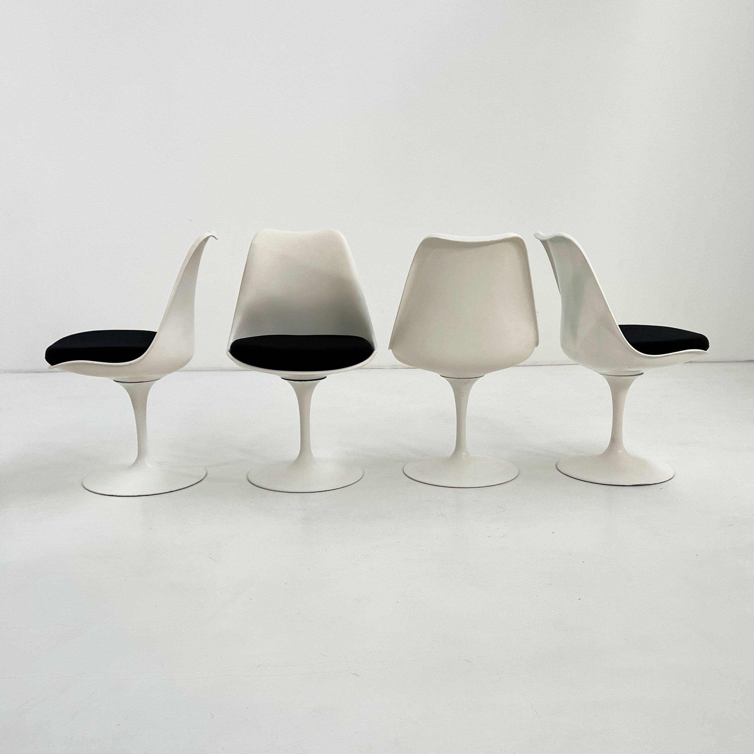 Set of 4 Tulip swivel chairs by Eero Saarinen for Knoll, 1960