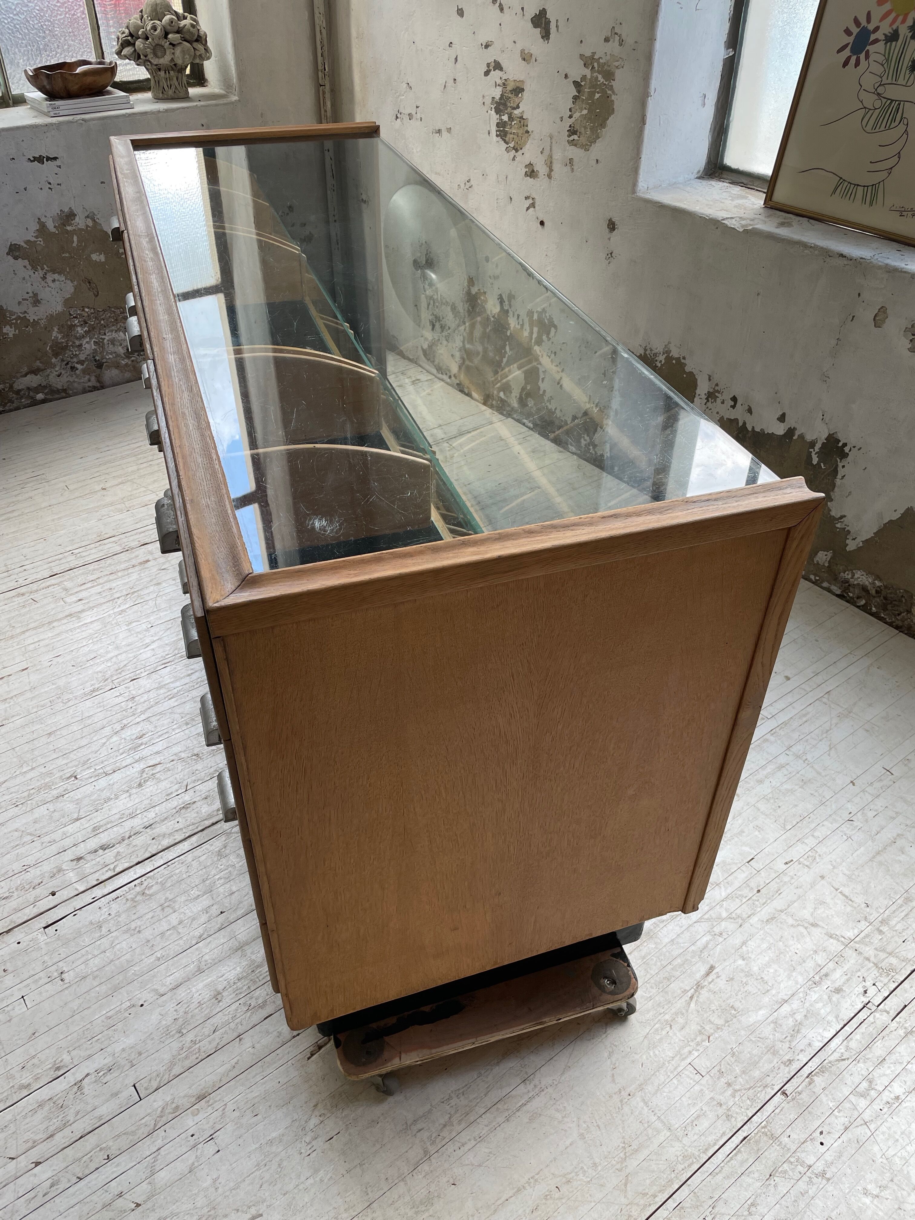 Glass trading post 50s