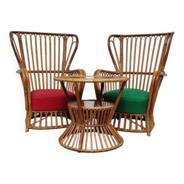 Set of 2 armchairs and table, design by Franco Albini for Bonacina, 1950s.