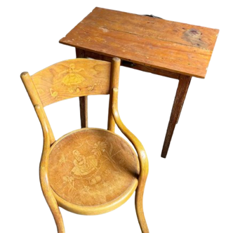 Fischel children's chair in curved wood and desk with 1 drawer