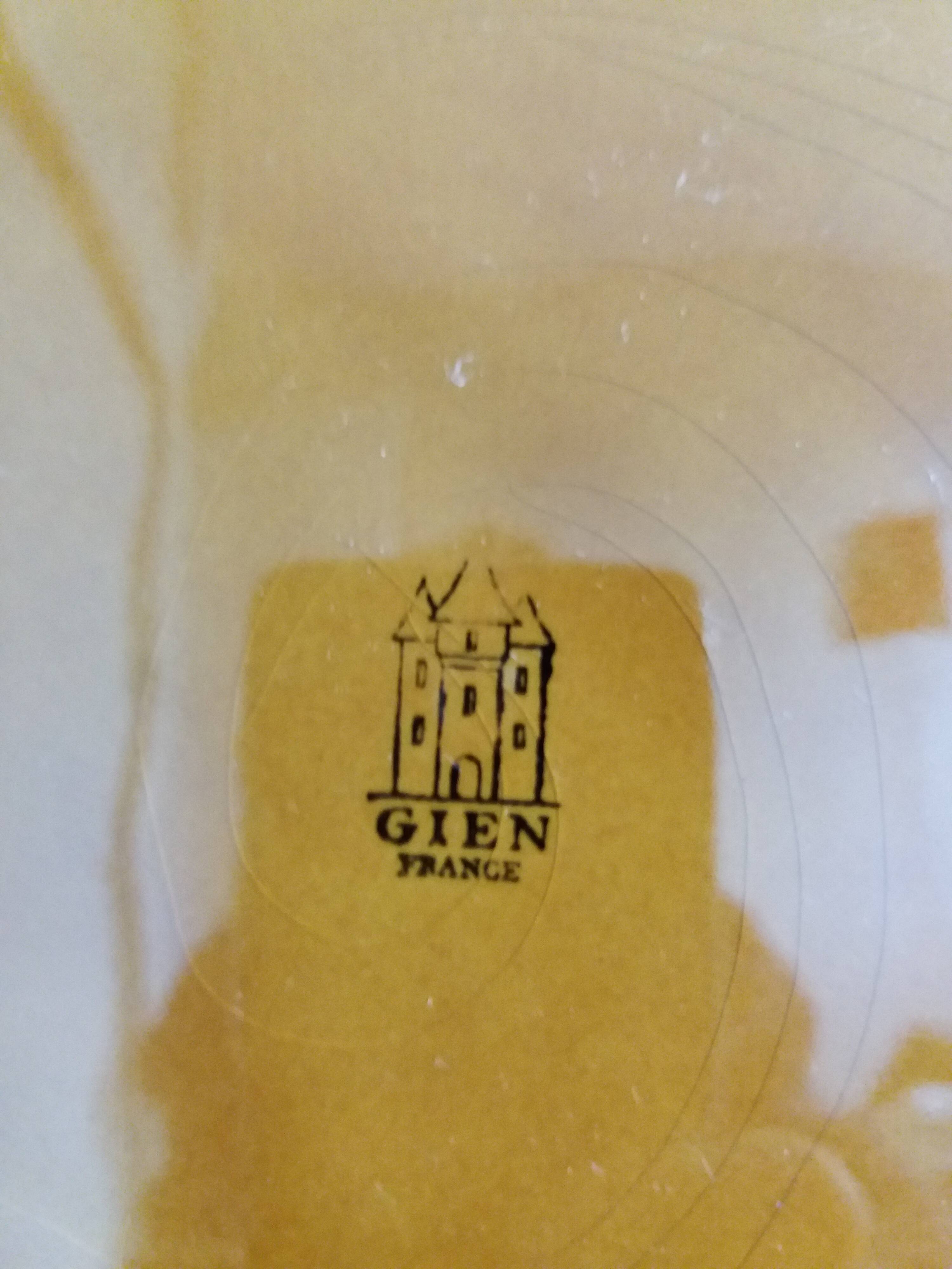 Pie dish cheese platter barbotine Gien 60s