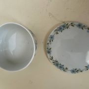Bonbonnière en porcelaine