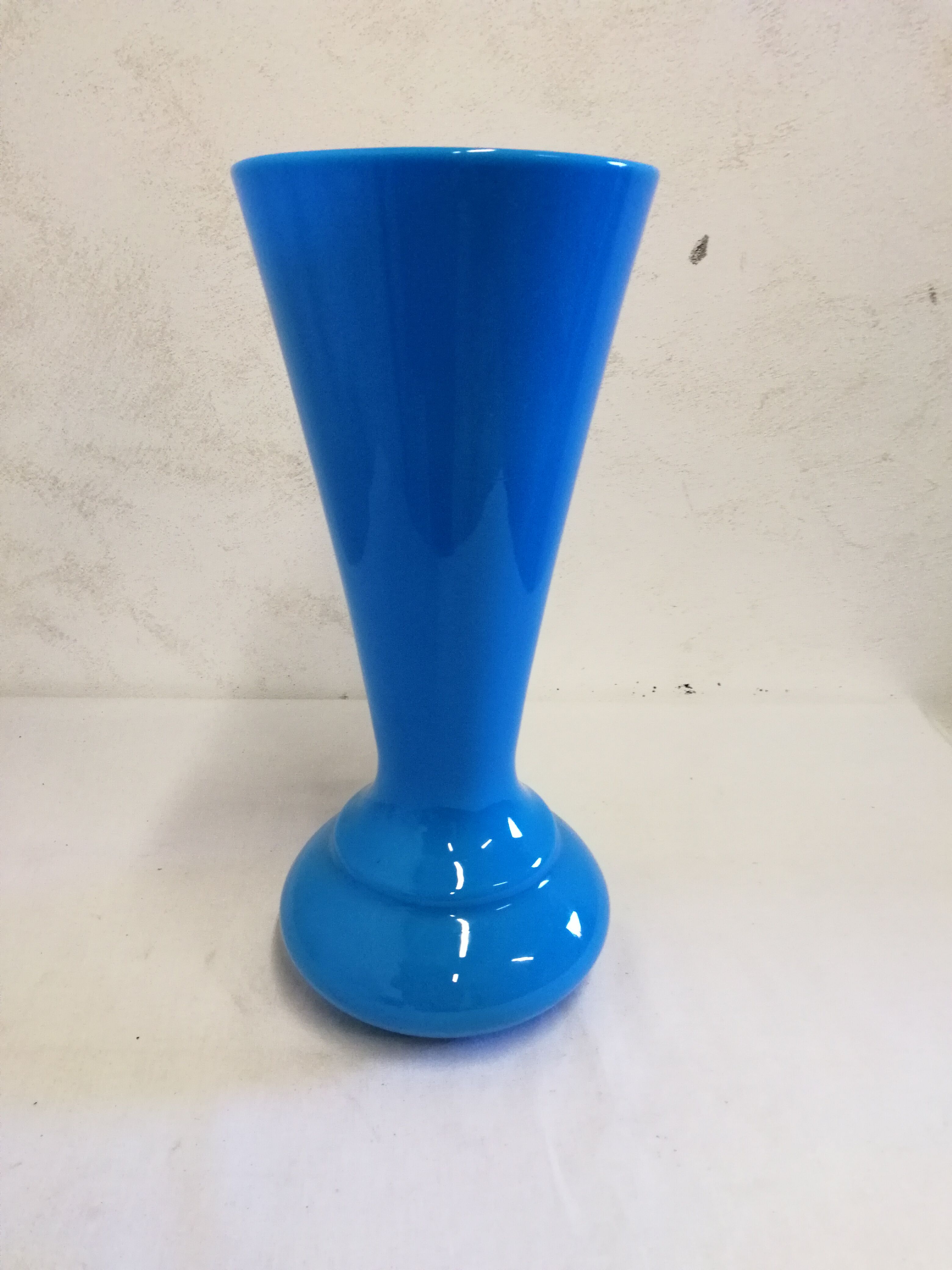 Vase en opaline