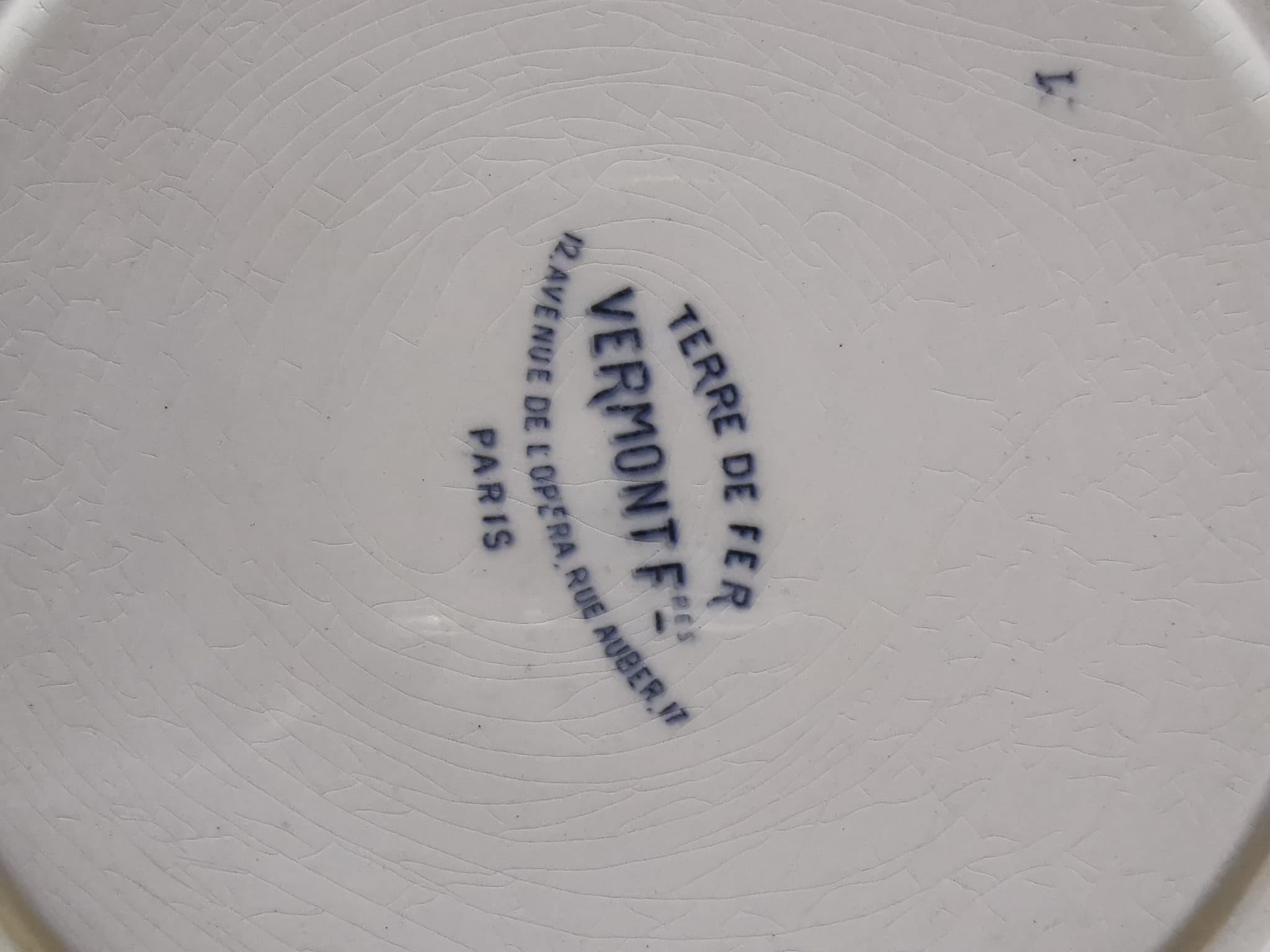 Serving 10 plates in iron earth