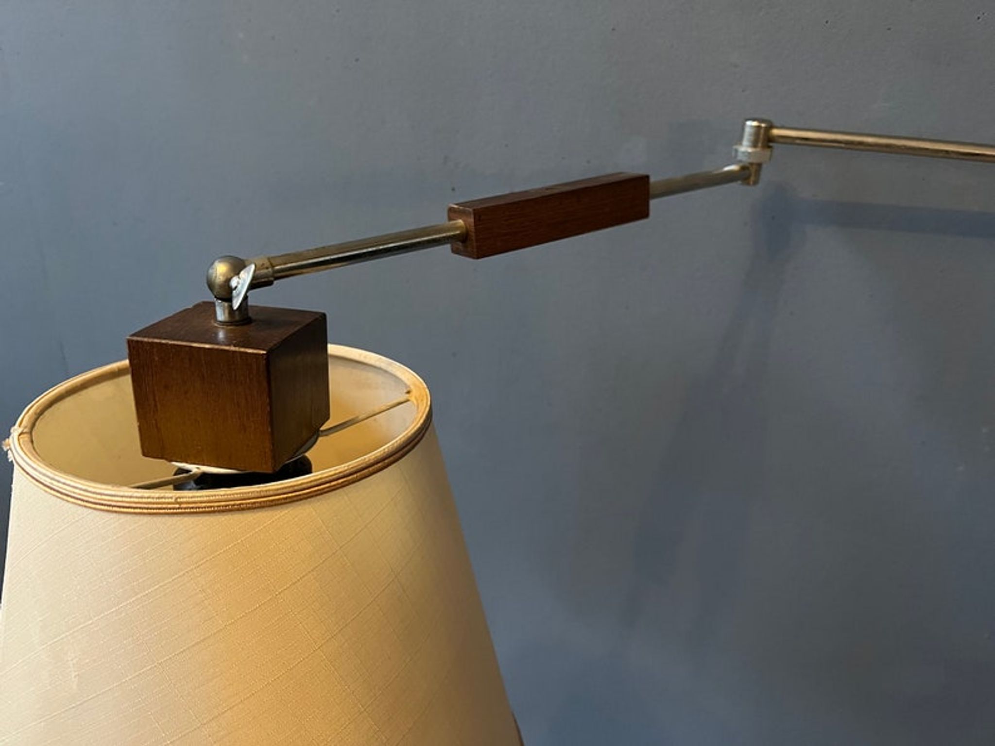 Applique lampe en bois