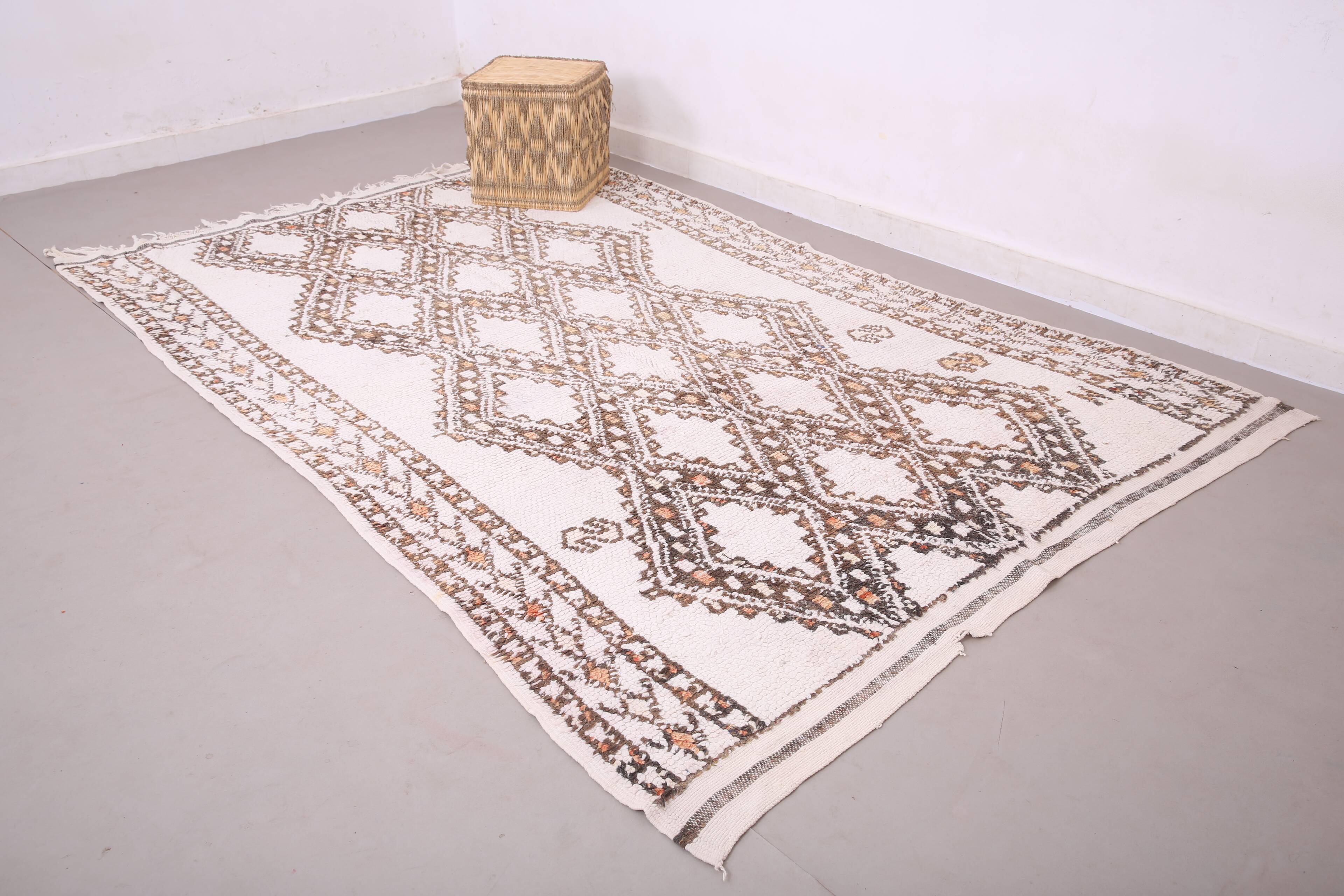 Vintage Moroccan Rug 177 x 269 cm - Berber Wool Rug - Beni Ourain Rug