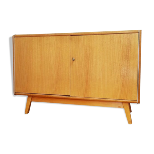 Buffet mid-century conçu