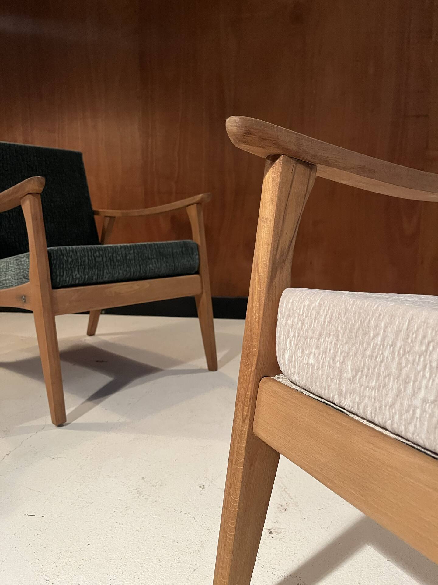 Paire de fauteuils vintage 