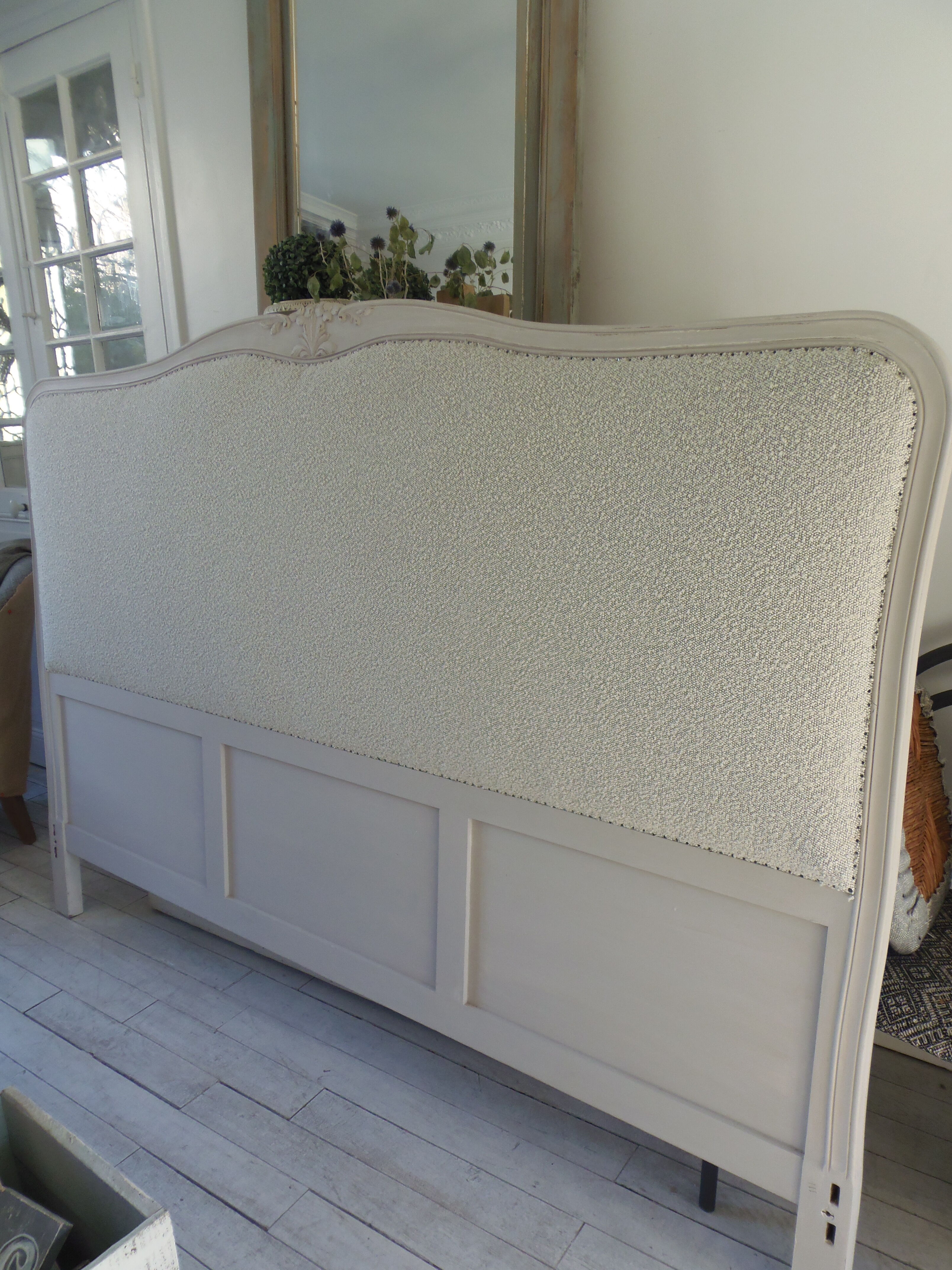 Headboard for a king size bed louis XV
