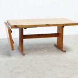 1980's pine extendable dining table