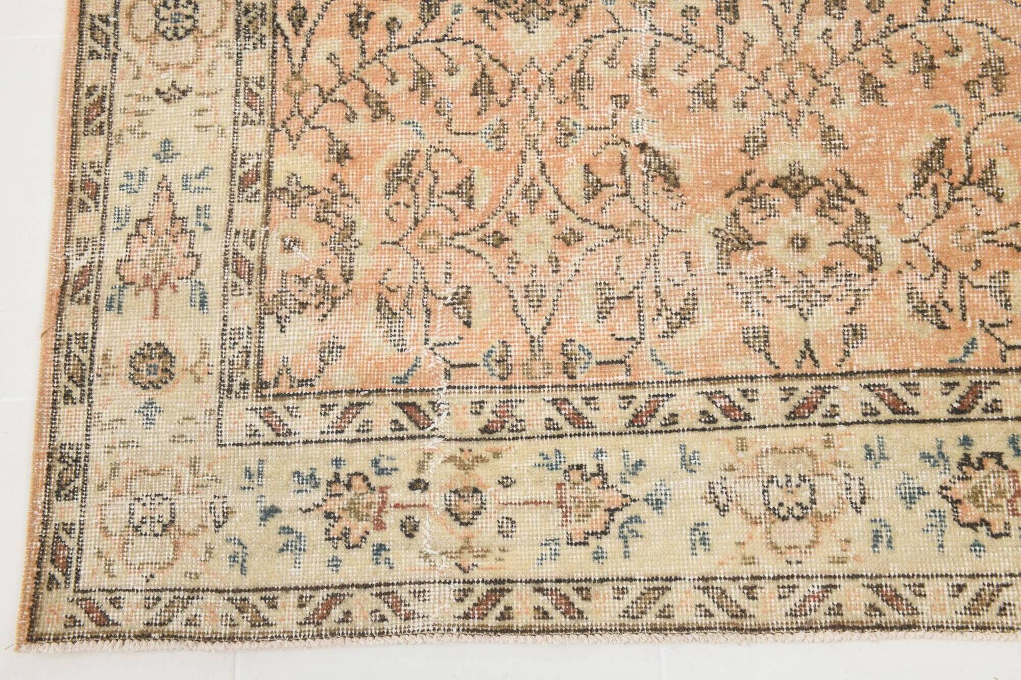 7x10 Vintage Peach Salmon Large Area Turkish Vintage Rug, 210x301 Cm