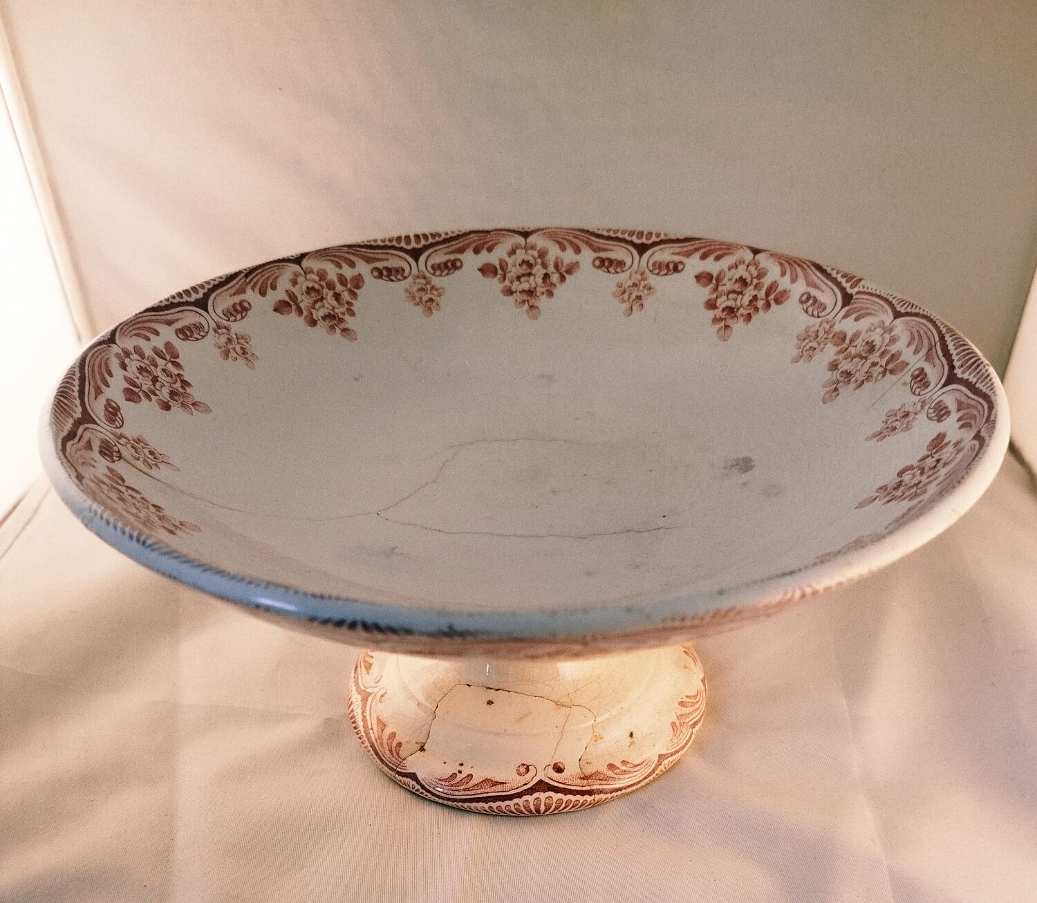 Antique service, fruit dish and 3 oval platters, ironstone