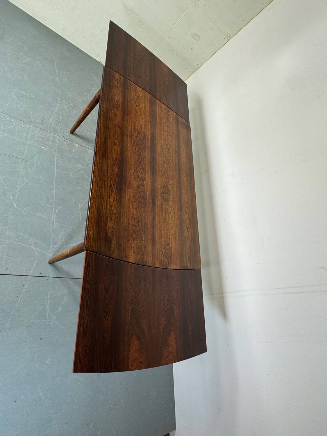 Table à manger extensible en palissandre moderniste du milieu du siècle, Danemark, années 1950