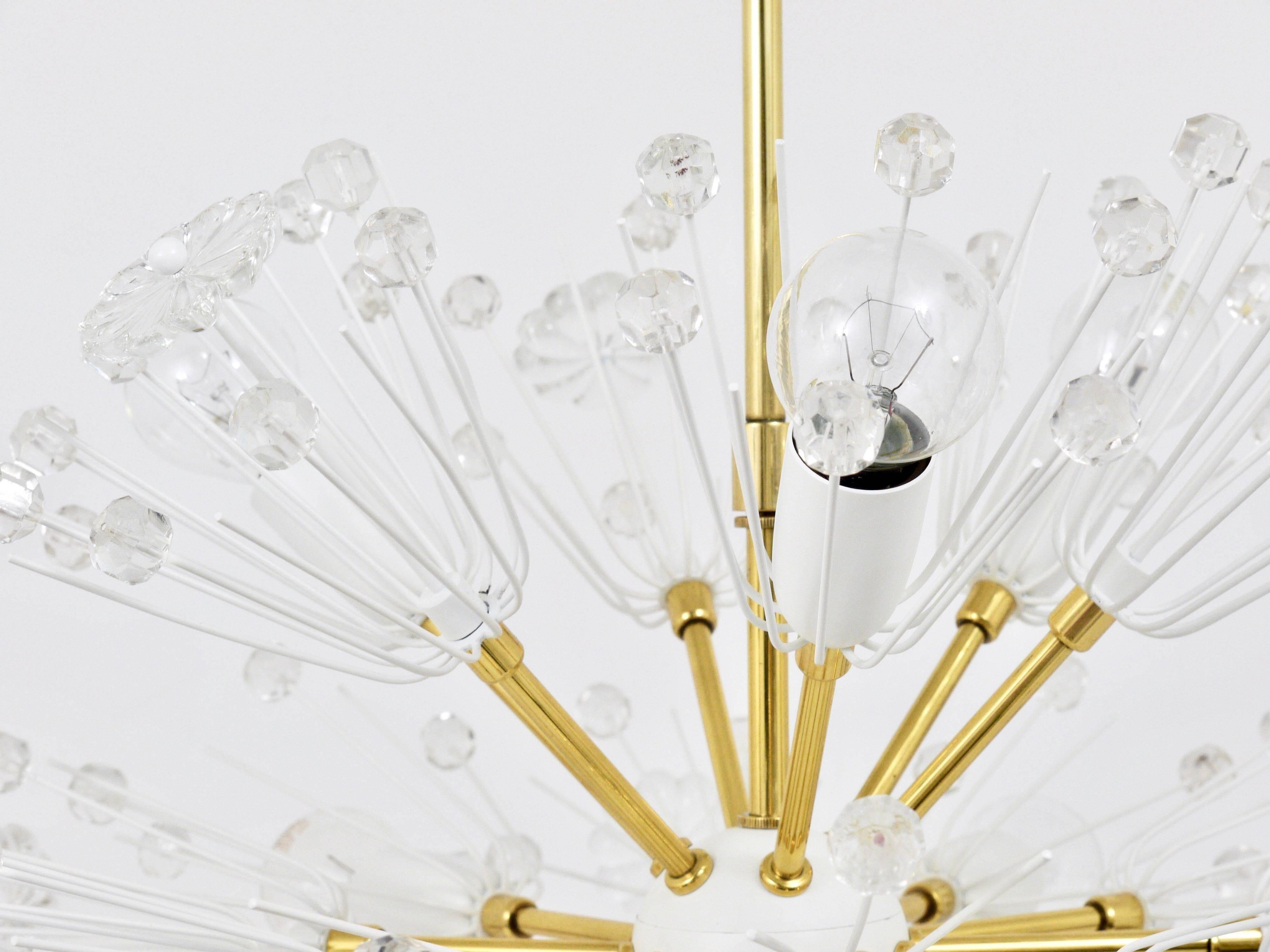 Lustres blowball Sputnik en laiton par Emil Stejnar, Rupert Nikoll, Autriche, années 1950