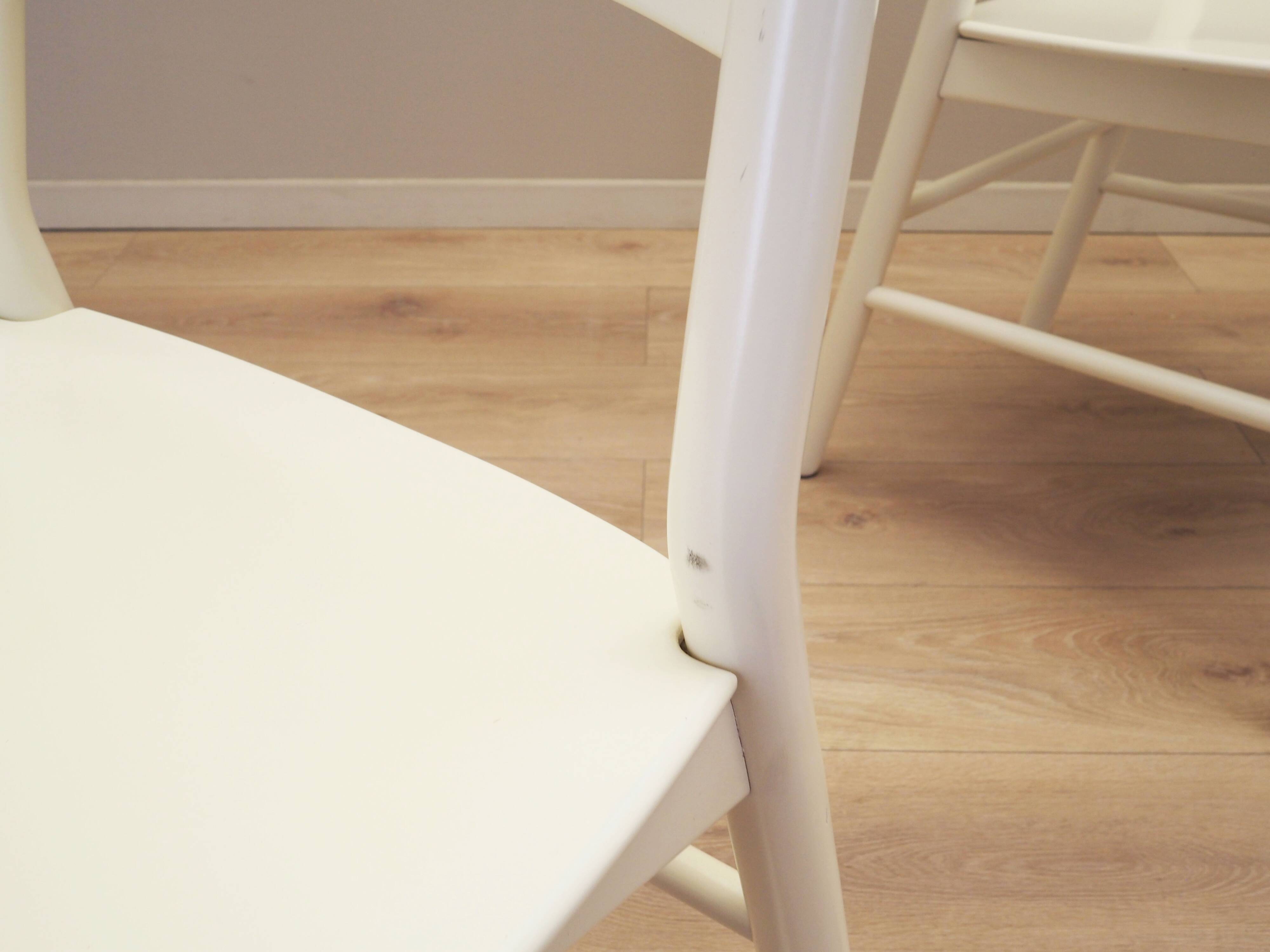 Set of four beech chairs, Italian design, 1970s, production: Italy