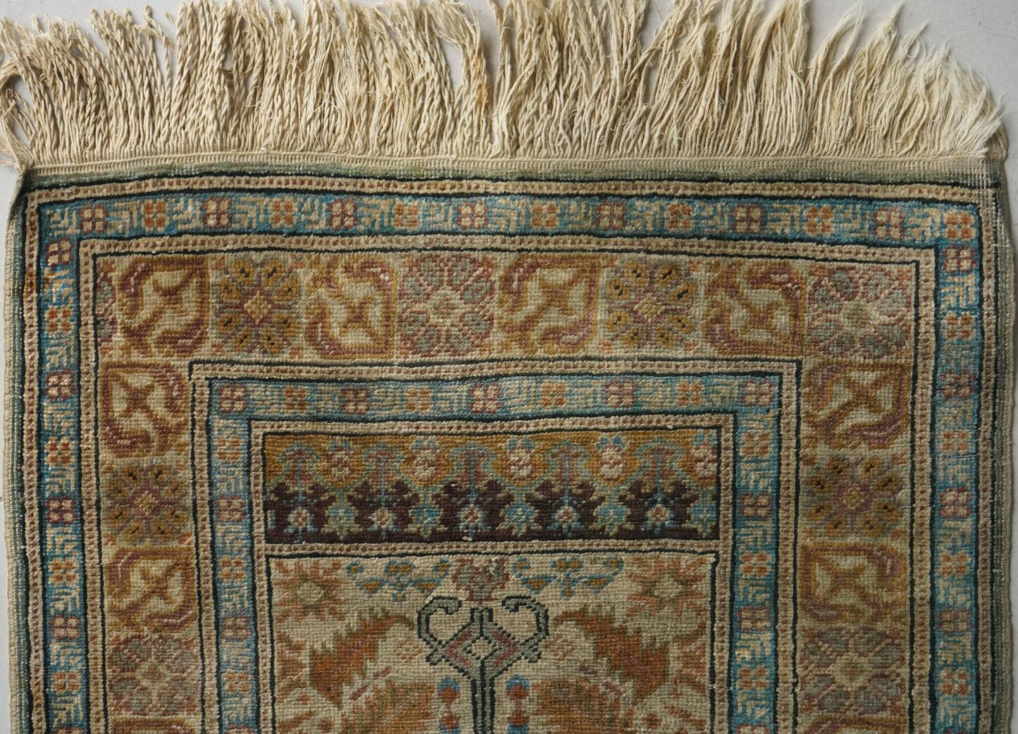 Hand Woven - Attractive Vintage Prayer Rug