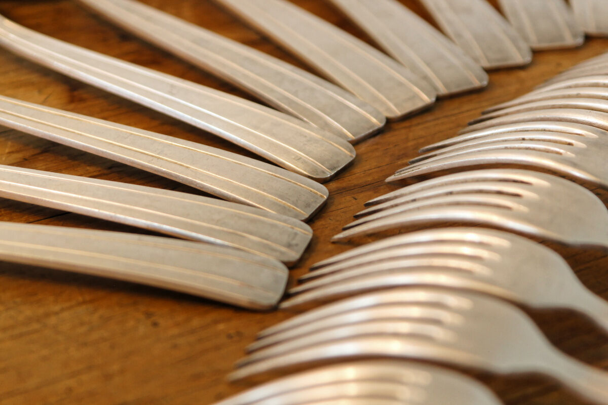 Art Deco cuttlery in silver metal