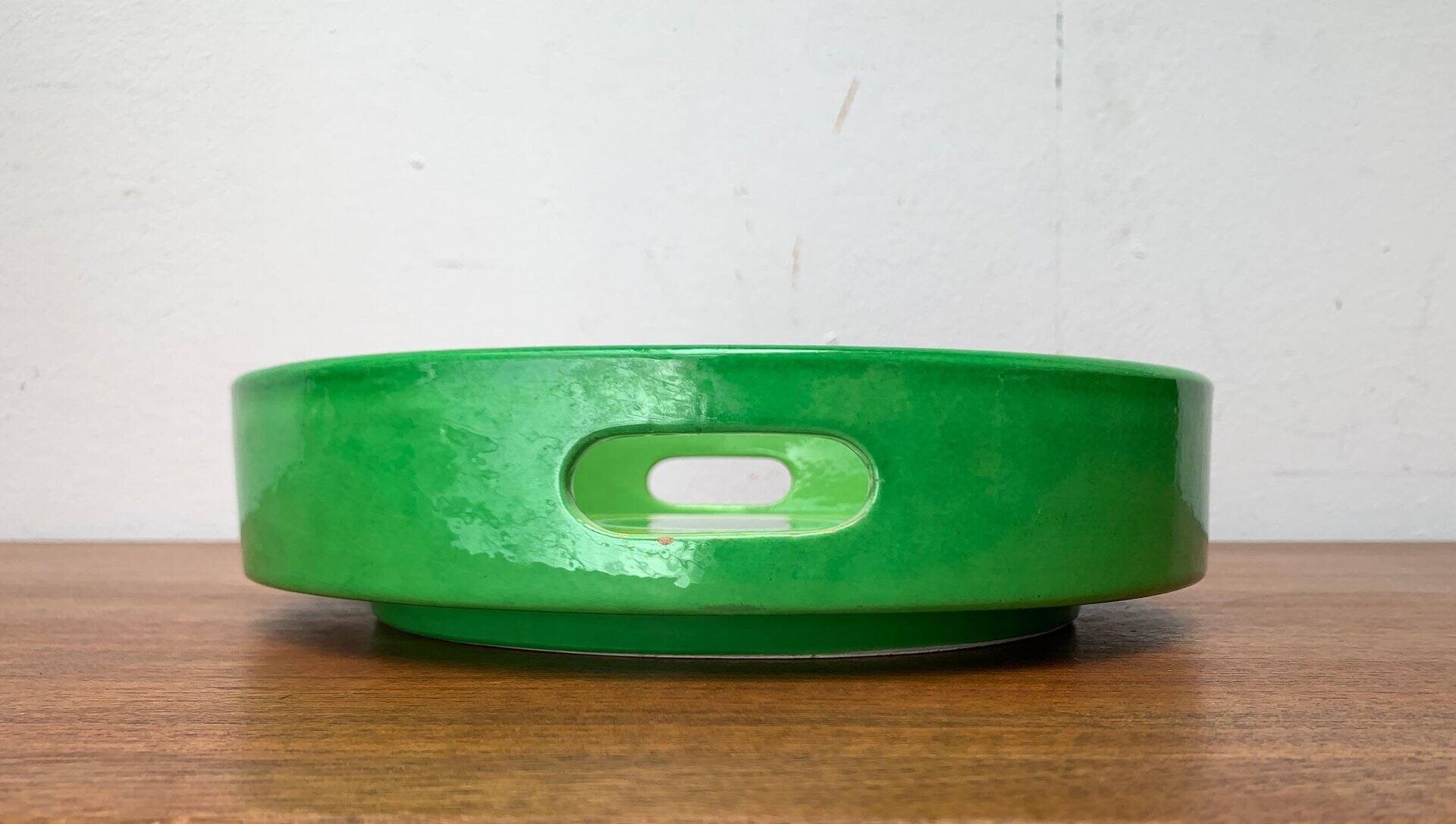 Italian ceramic platter from the mid-century by Bitossi for Rosenthal Netter, 1960s.