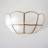 Mother-of-pearl shell shape wall lamp