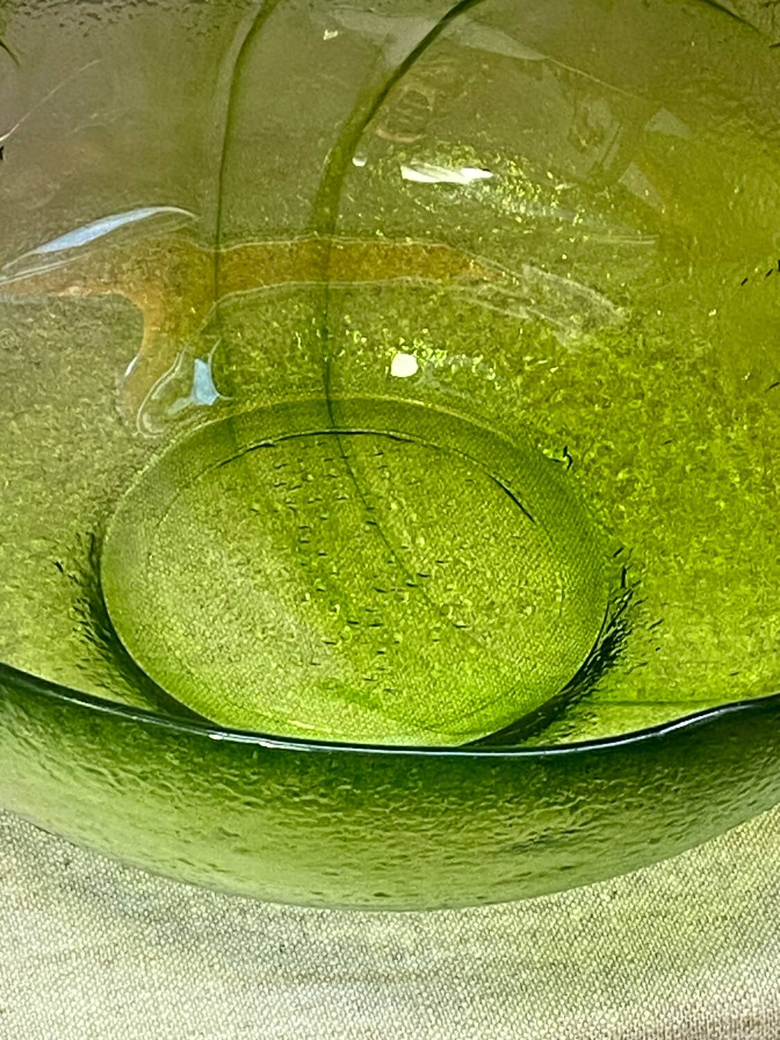 Saladier en verre vert
