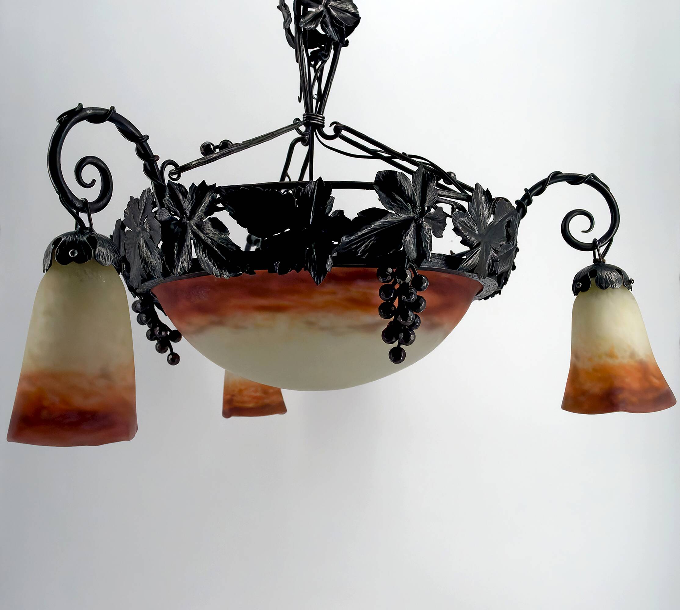 Wrought iron and glass paste chandelier, Art Deco, Muller Freres, Circa 1920