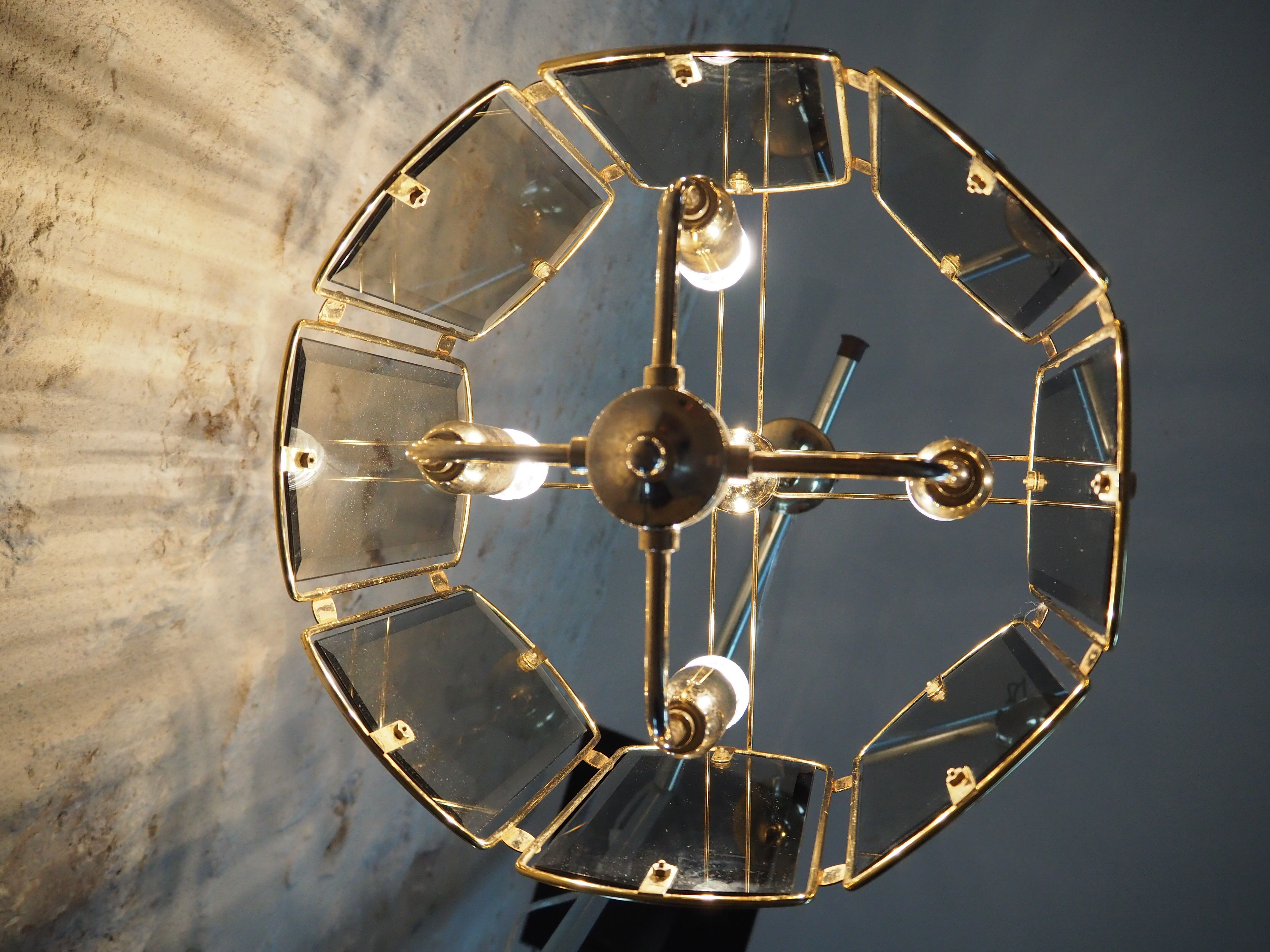 Suspension en verres fumés –  forme octogonale – 4 lumières.