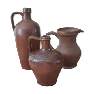 Set of sandstone jugs