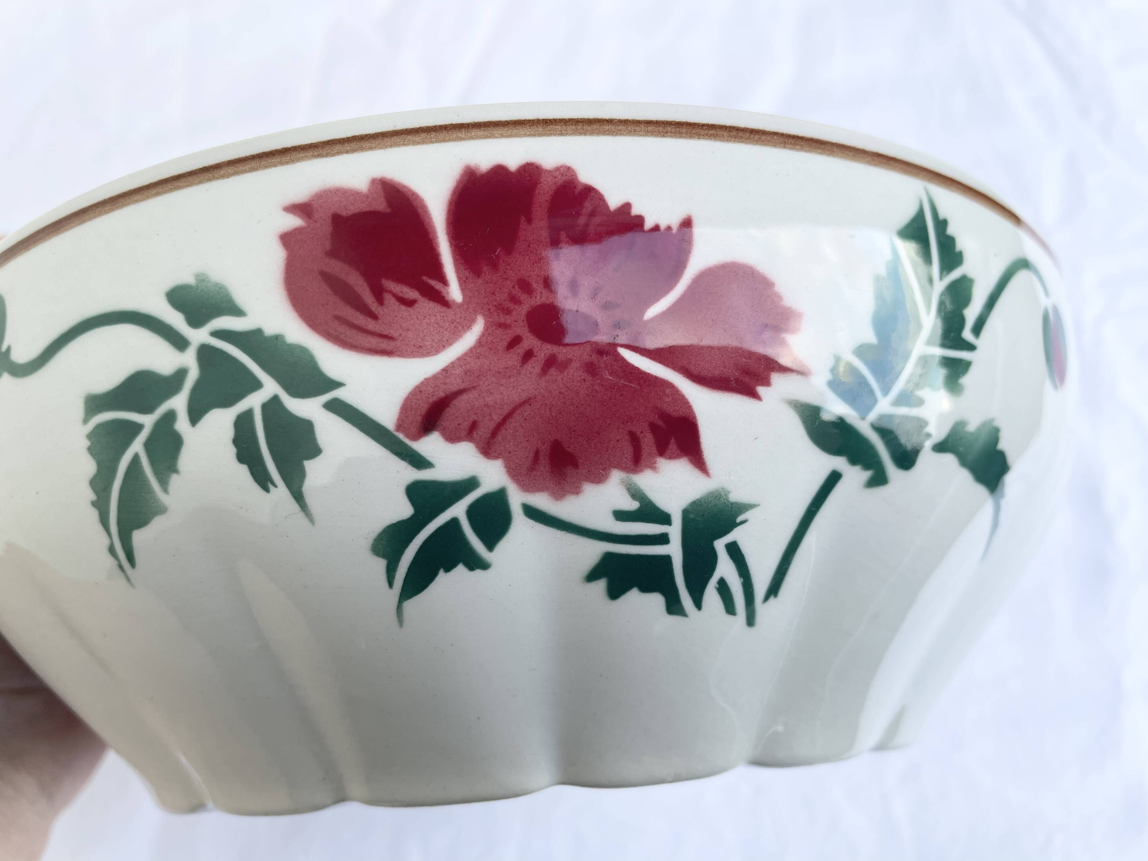 Vintage salad bowl HBCM Luxeuil model opaque porcelain