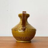 Italian pottery carafe from the mid-century by Aldo Londi for Bitossi, 1960s.