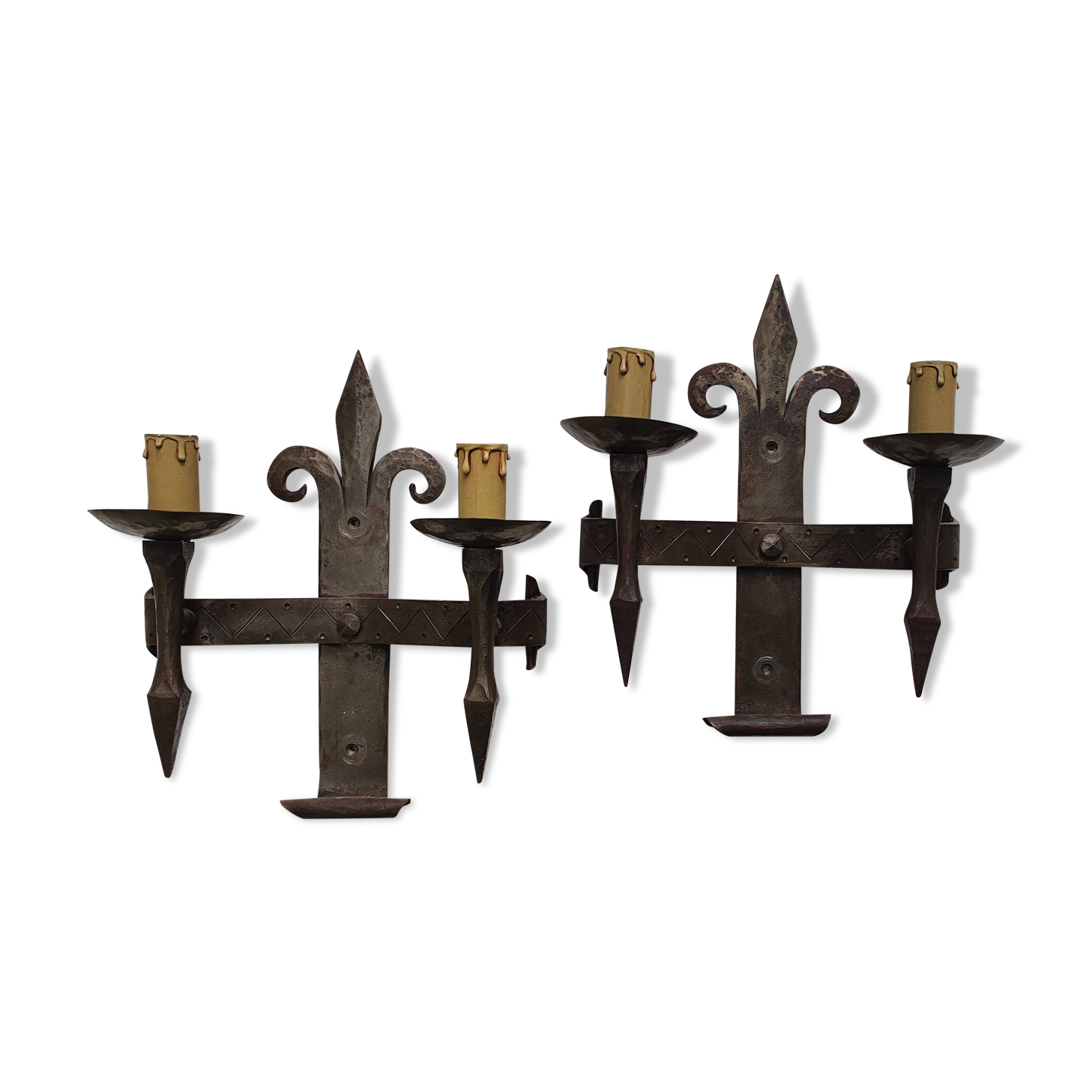 Duo of wrought iron wall lamps Atelier Marolles