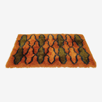 1970s vintage rug carpet psychedelic pop design