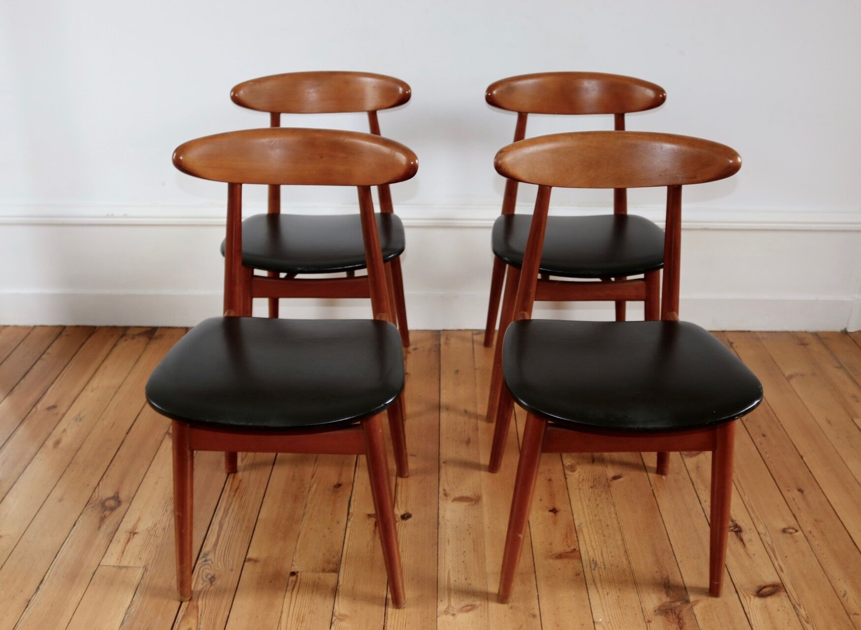 Set of 4 scandinavian chairs,  60s