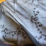 Black nape and towels in organdi