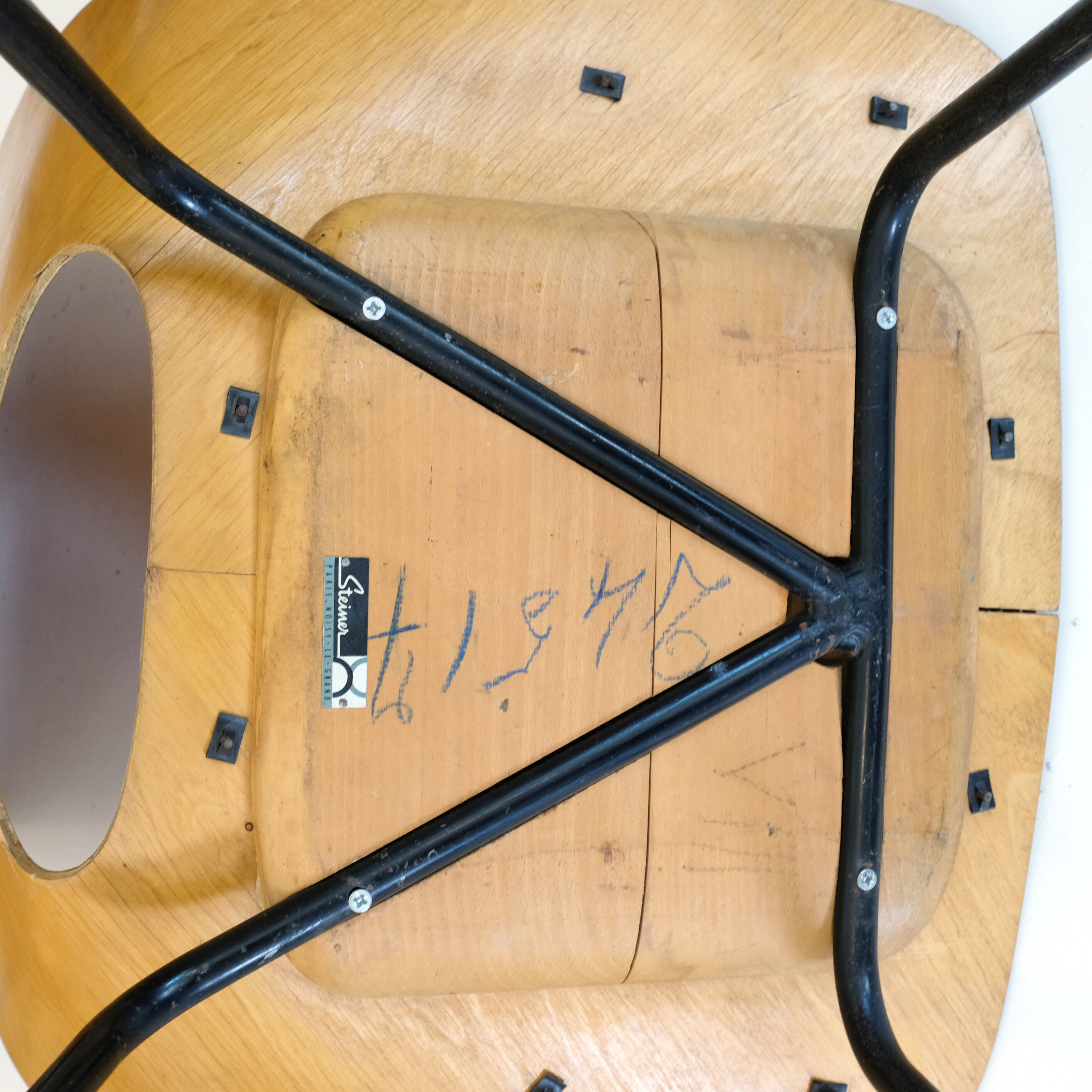 Pierre Guariche set of 6 Tonneau chairs, Steiner, 1960.