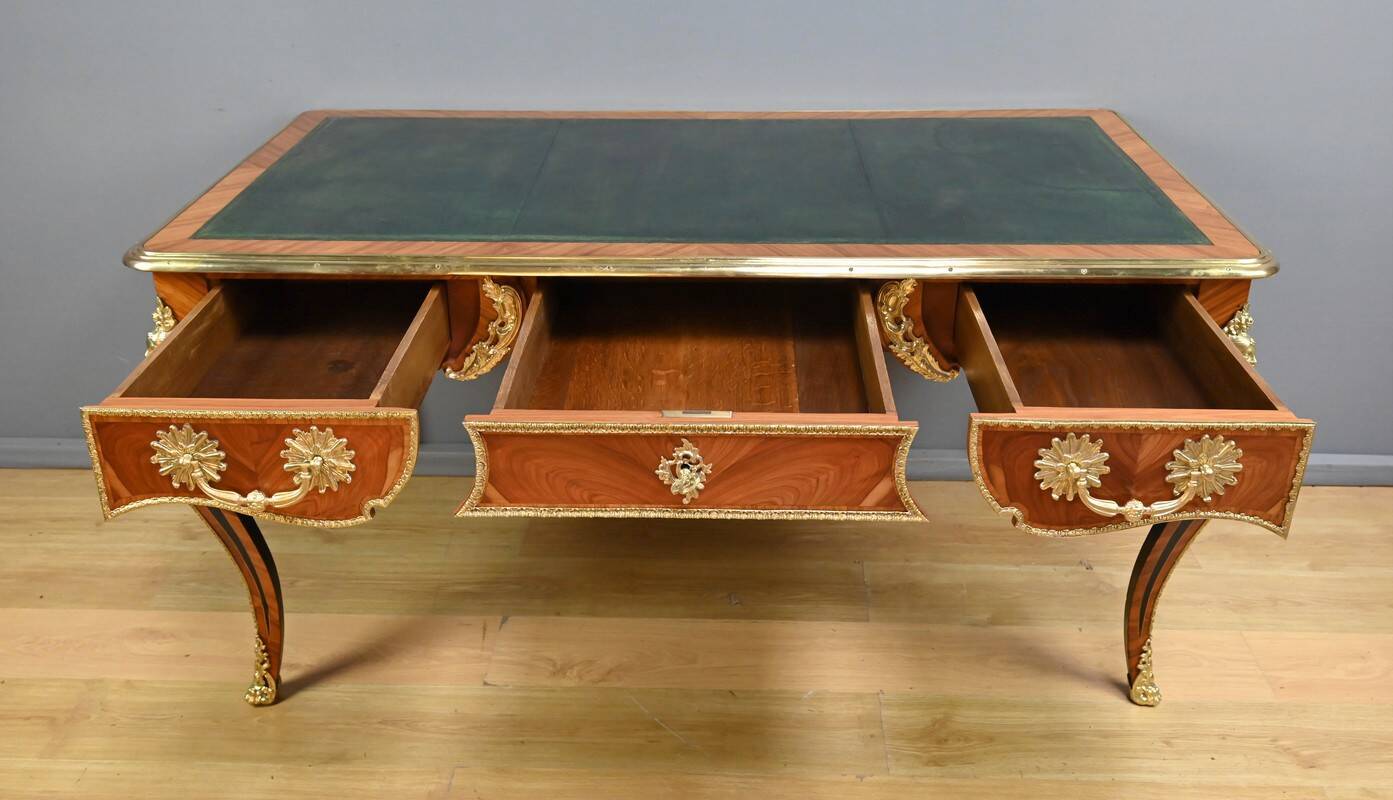 Regency style marquetry desk in precious woods – Late 19th century