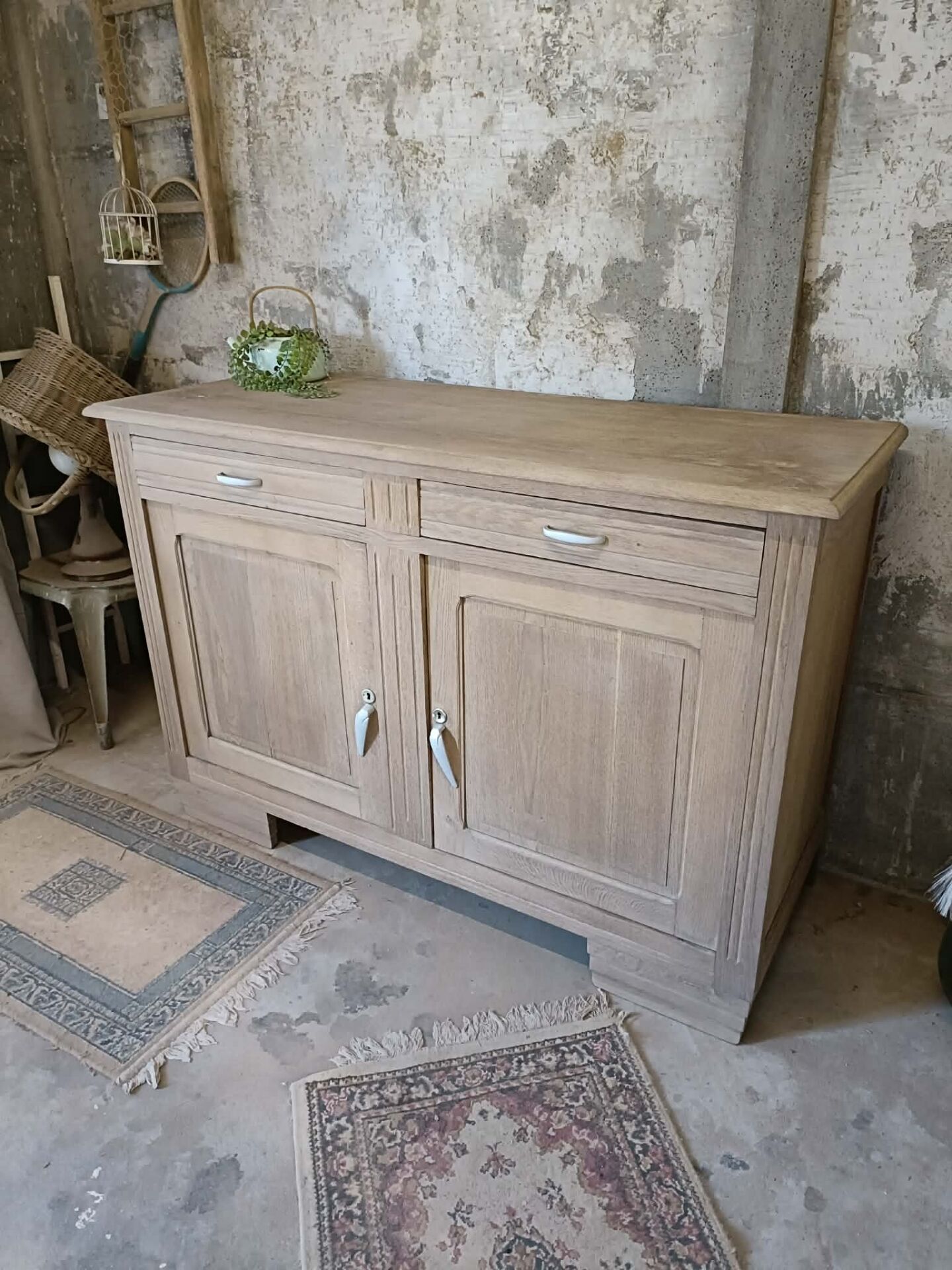 Buffet en bois 