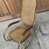 Vintage rocking chair in gilded brass and brown rattan - 1950s design