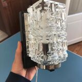 Rectangular wall lamp in molded glass