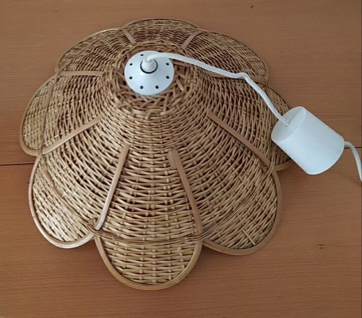 Vintage rattan hanging lamp