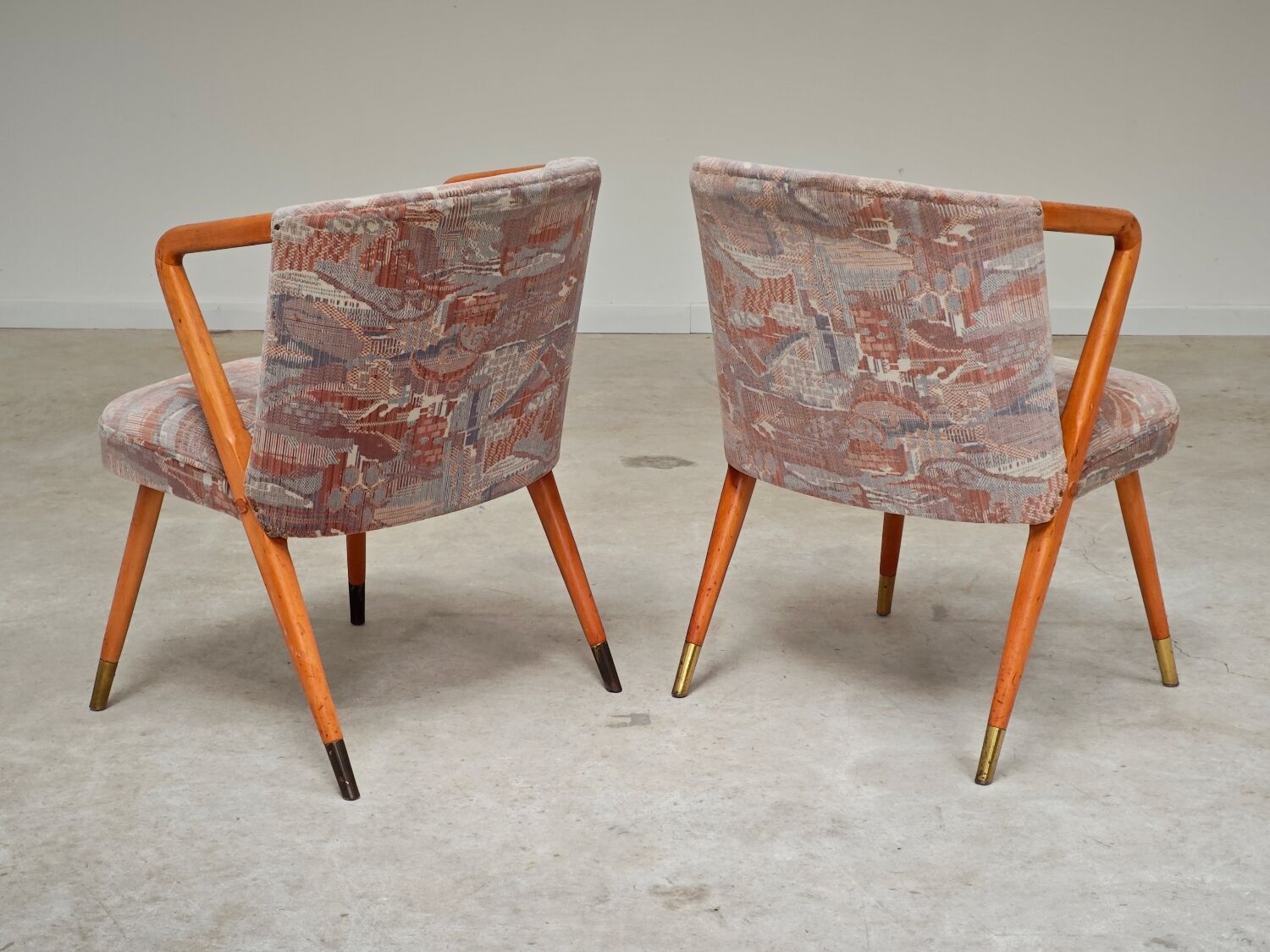 Pair of armchairs / chairs with armrests by Ludvik Volak