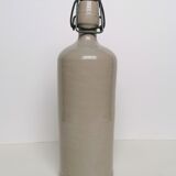 Bouteille en grès