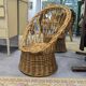 Fauteuil vintage enfant en osier tressé