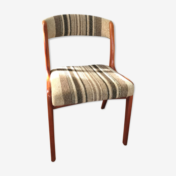 Chaise en bois et tissu lainage