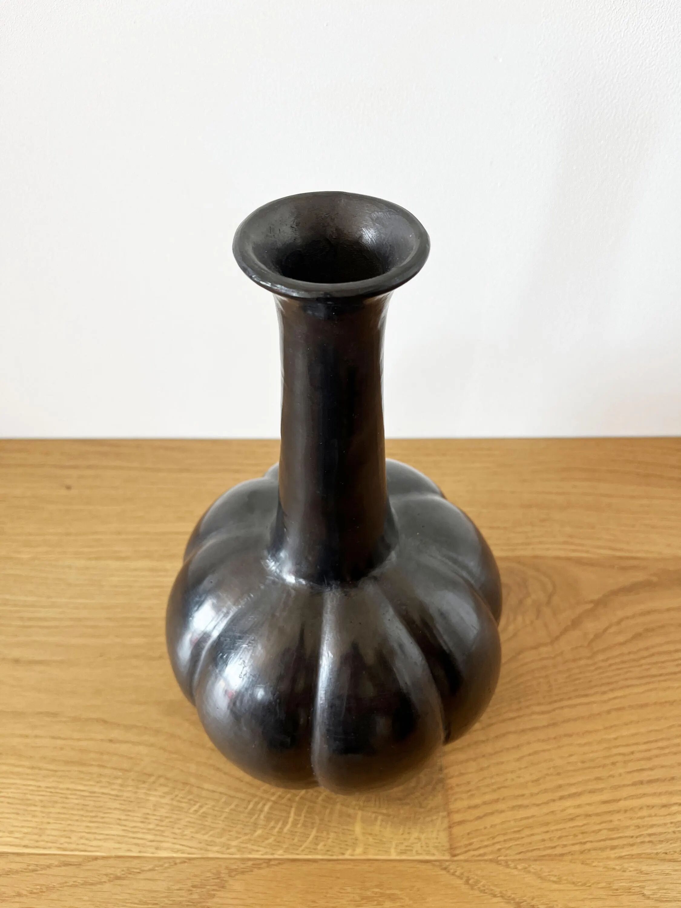 Vase céramique émail noir 1950