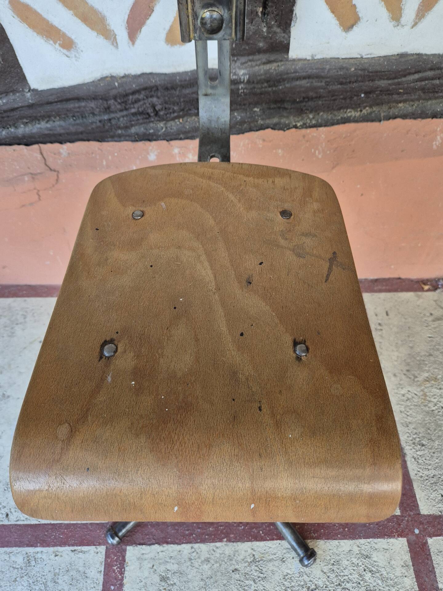 Chaise d'atelier industrielle
